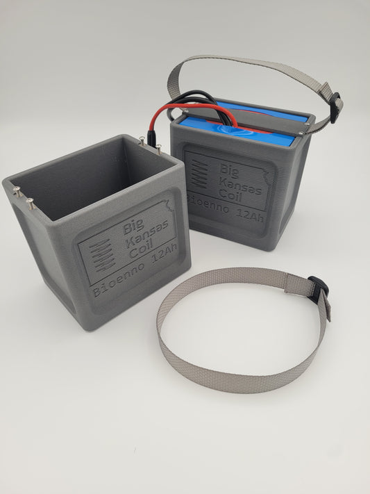 Overall of empty armor and one with a battery